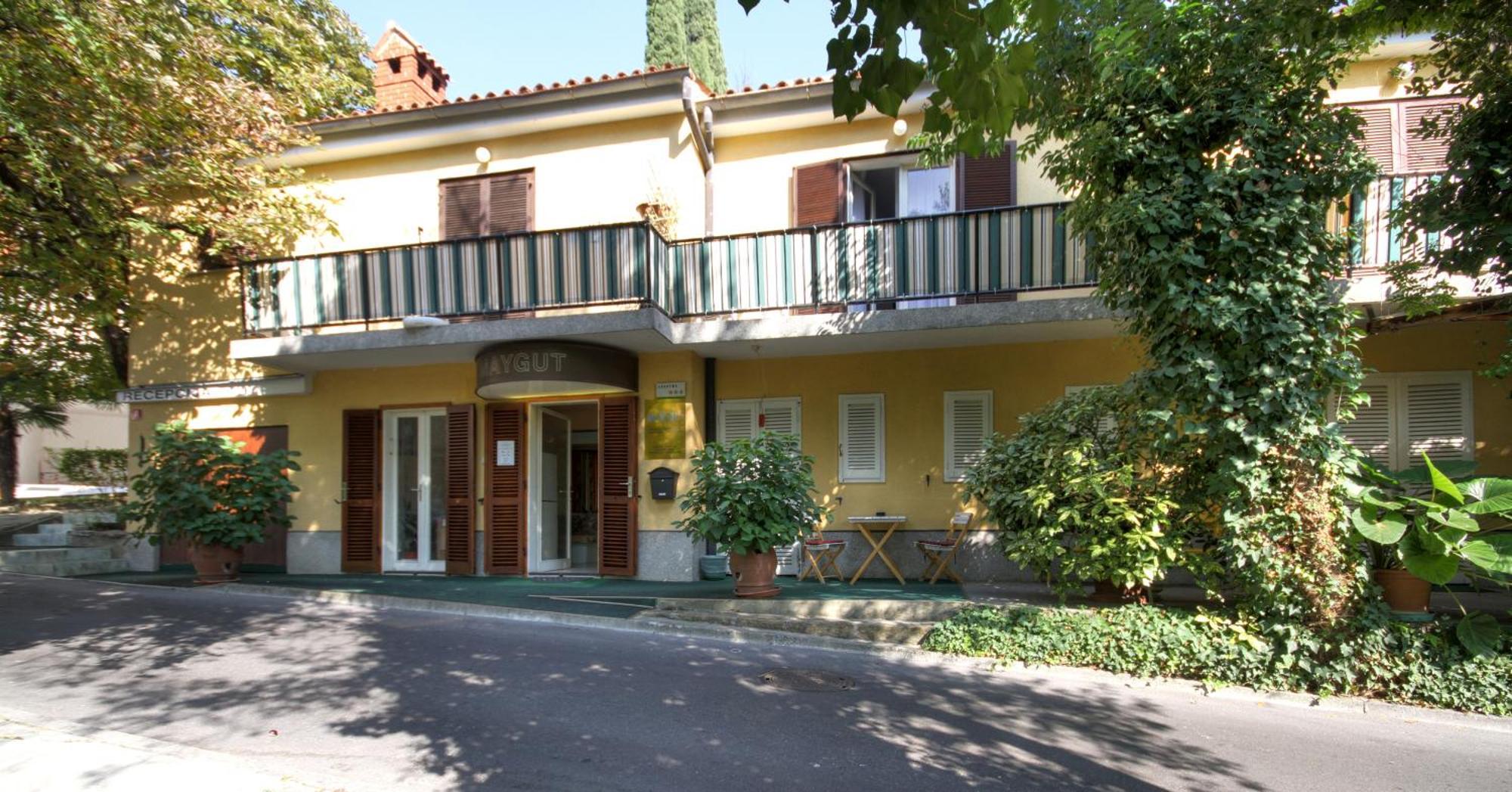 Forgotten Garden Apartments Portorož Kültér fotó